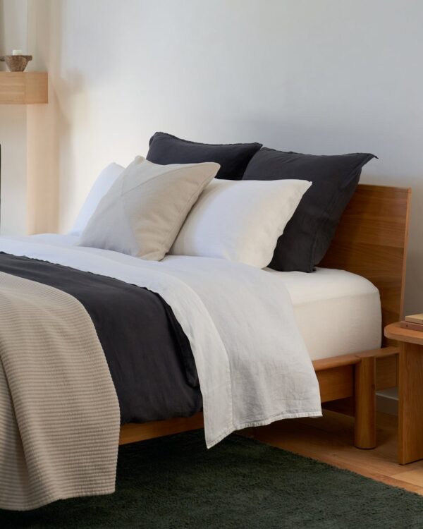 Linen Sheet Set -White F/Q view 2